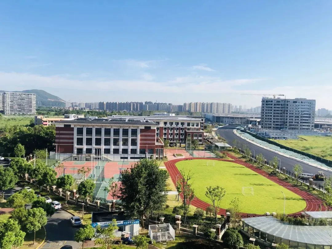 中考篮球技巧训练方法_0